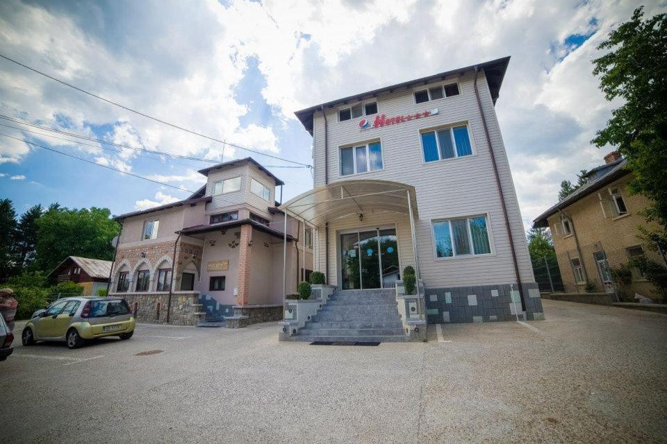 Hotel Gclub Бряза Экстерьер фото