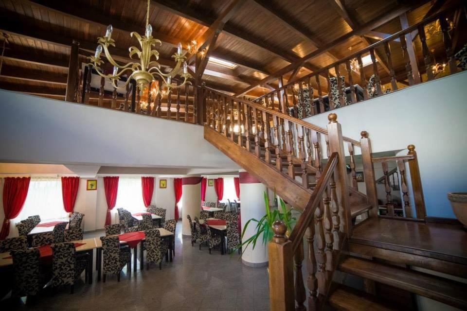 Hotel Gclub Бряза Экстерьер фото
